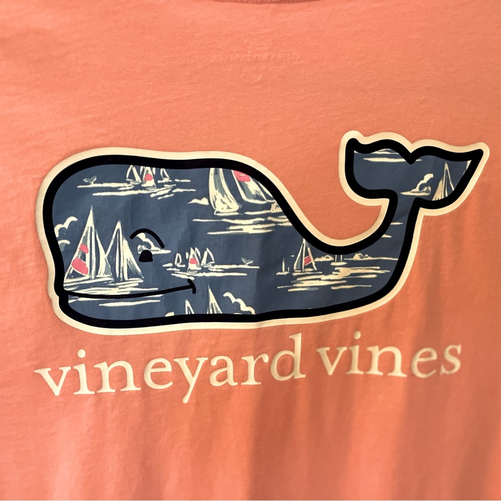 Vineyard Vines colab with Lilly Pulitzer T-shirt in pink
